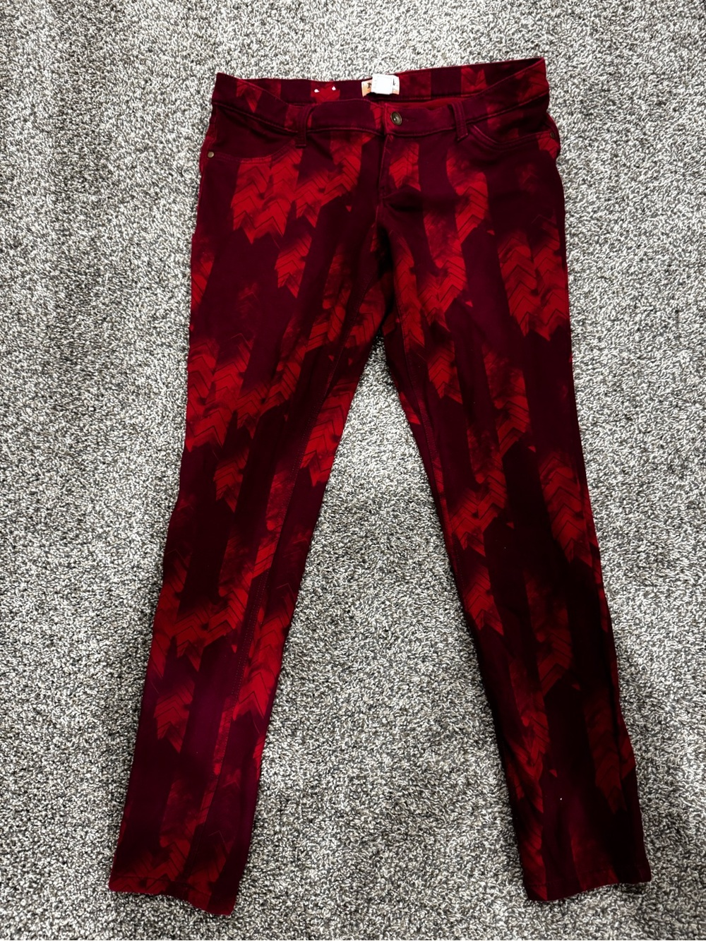 Mudd juniors size 11 burgundy red abstract print stretch jeggings